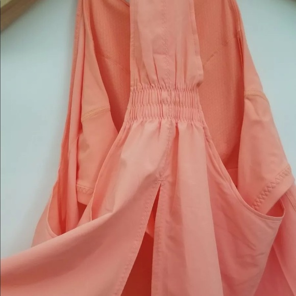 NWT Lululemon Free Spirit Top size 10, coral - Picture 8 of 8